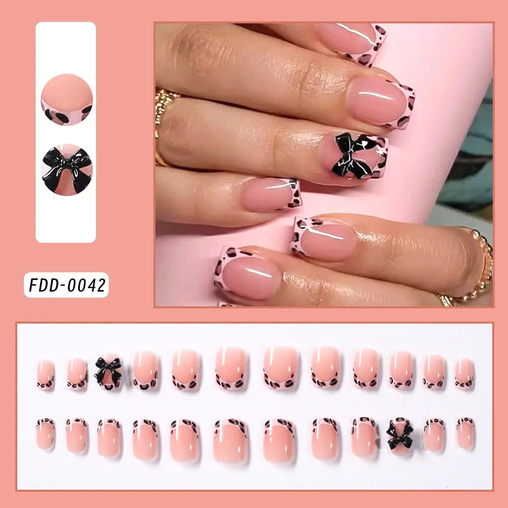 24Pcs White Pink Flower Acrylic Fake Nails Short Square French False Nail Wearable Full Cover Artificial Press on Nail For Women BareGlow