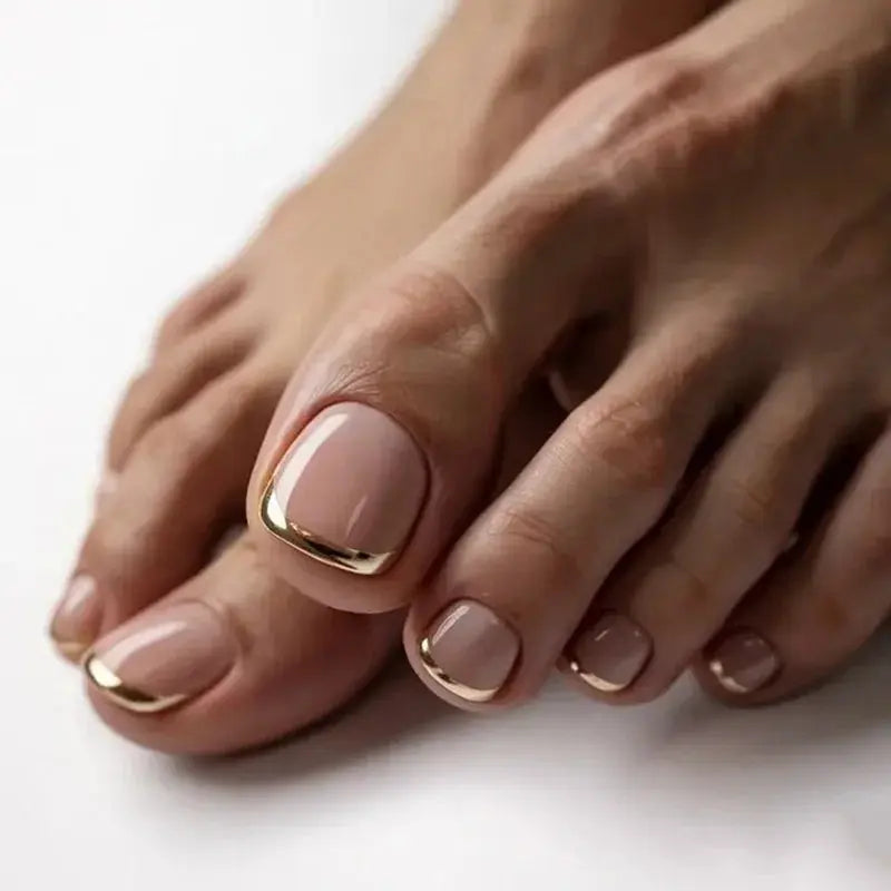2026 New French False Toe Nails with Heart Rhinestone Design White Edge Summer Press on Toenails Fashion Fake Toenail Patches BareGlow