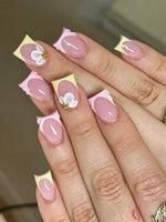 24pcs Short Square White French Flower Acrylic Press-On Nails, Cute Chrome Alloy Gel Manicure Nail Tips, Nail Art Supplies Set (Includes: 1pc Jelly Gel, 1pc Nail File), Suitable For Women Daily, Date, Party BareGlow